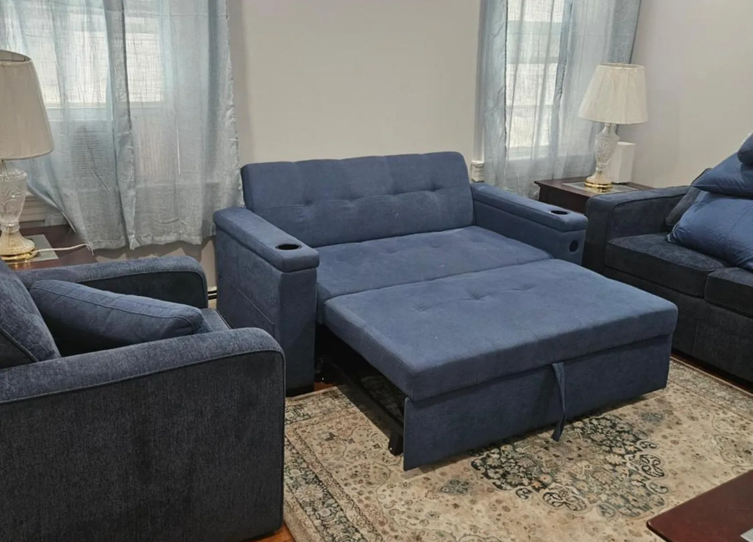Entire 3 Bedrooms Apt,10Sleepers ,15 Mins To Nyc contacts